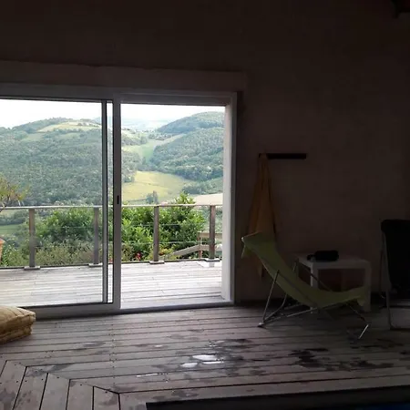 La-haut Sur La Colline