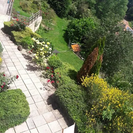 Vakantiehuis La-haut Sur La Colline Yzeron